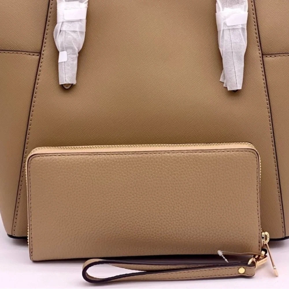 Michael Kors Large Continental Wallet Wristlet Camel